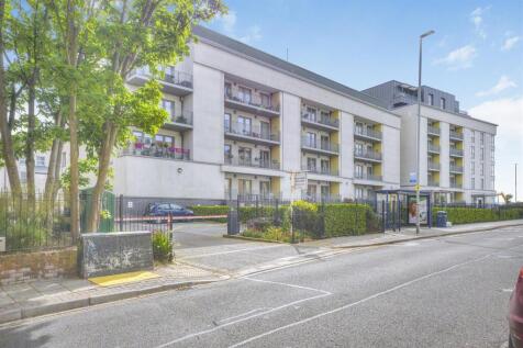 26tudorrosecourtsouthseaphoto20.jpg