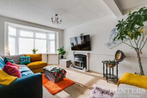 47 Brantwood Rd, London N17, UK-1.jpg