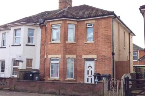 One bedroom Garden flat
