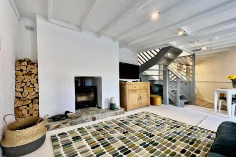 Rose Cottage - 2.jpeg