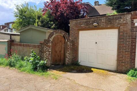 Nevill Road 149 May Garage May 26.jpg
