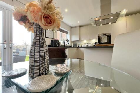 Kitchen Feature