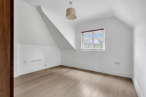 2 bed, 1 bath Maisonette in birmingham - Photo 5