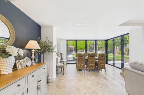 CAM03830G0-PR0148...