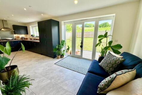 PHOTO-2025-05-21-07-30-25 (21).jpg