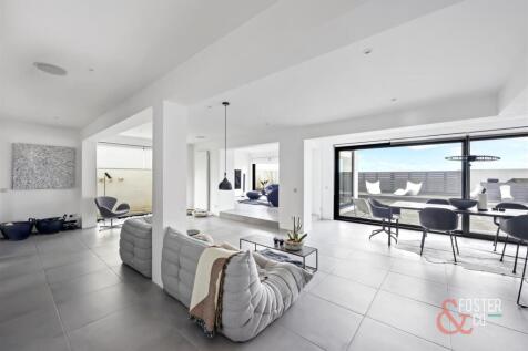 Old Fort Road, 88-006.JPG