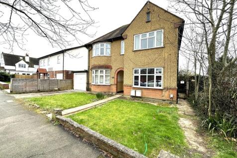 1 Bedroom Flat in HA2 6AR