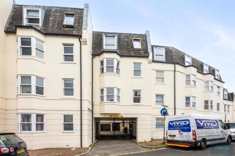 Park Crescent Place, Marlow Court 6_017(1).JPG