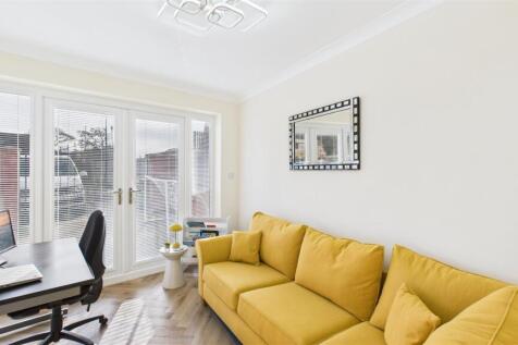 Sun Room/Home Office