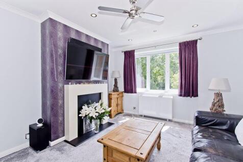 Living Room pic2