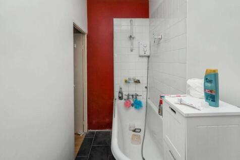 Flat 16 Astra Court East, Astra Close, Hornchurch, Essex, RM12 5NJ