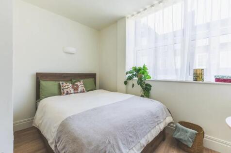 Double Bed