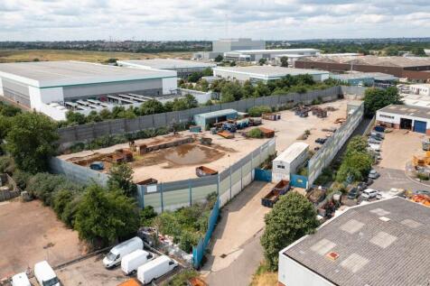 Endeavour Edited 14.jpg