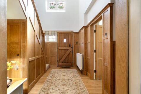 Vaulted Entrance Hall