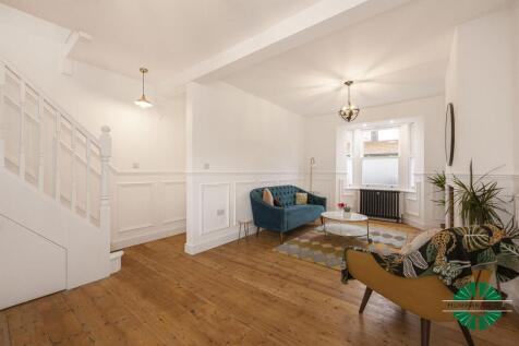 20 Aubrey Road -013-1800.jpg