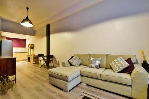 Lounge 3