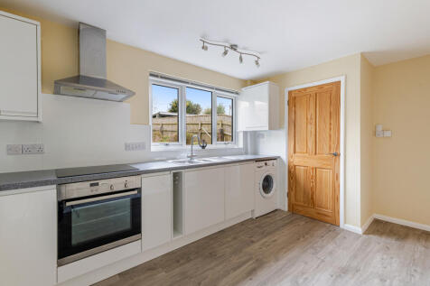 A11 - 7 Isigny Road Kingsbridge - 260310