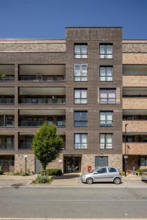 Clarkson Crescent, E17