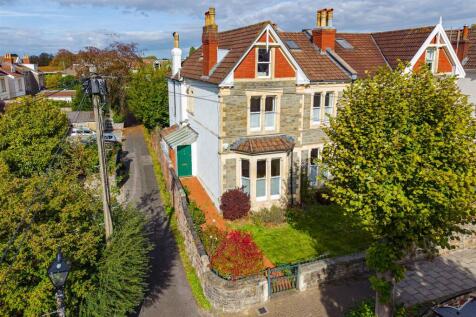 2 Henleaze Gardens, Henleaze, Bristol BS9 4HJ | Fr