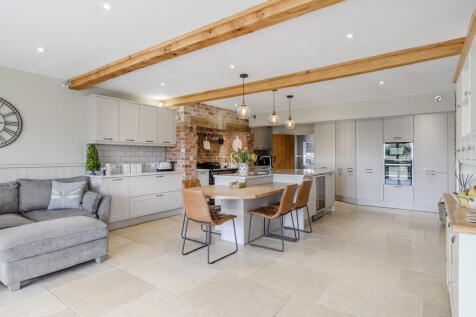 Kitchen/Diner/Fam...