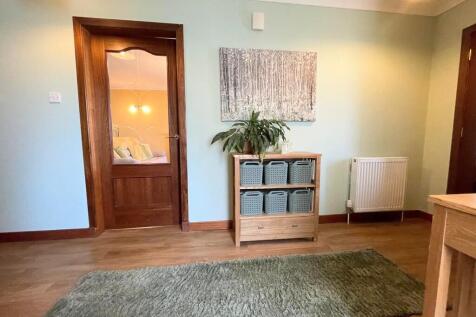 IMG-20250506-WA00...