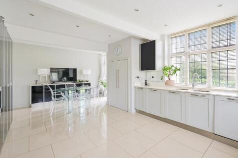 FOREST LODGE (33).jpg