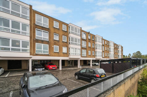 1 Bedroom Flat in G13 1TZ