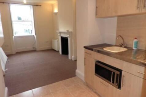 STUDIO / KITCHEN ARE