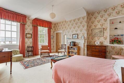 66106_St. Marys House, 14 High Street, Overton - (