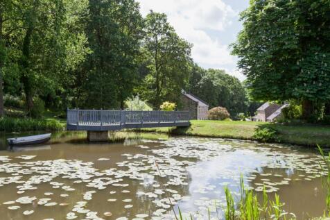 Exterior and Gardens