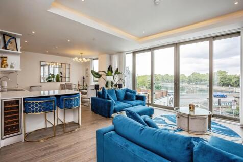 pbox-IMG.jpg