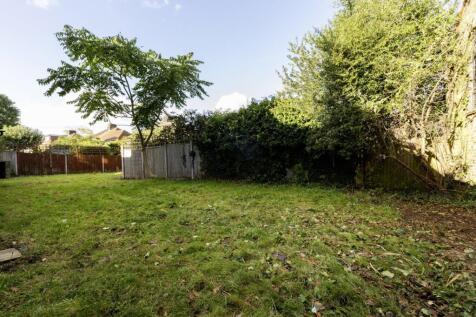 110 Ellesmere Road 26.jpg