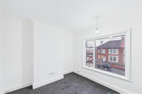 CAM02318G0-PR0566...