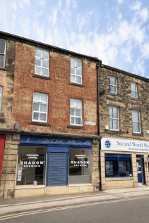 A fully refurbished one bedroom second floor apartment in Otley town centre