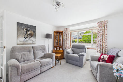 CAM02909G0-PR0498-STILL009