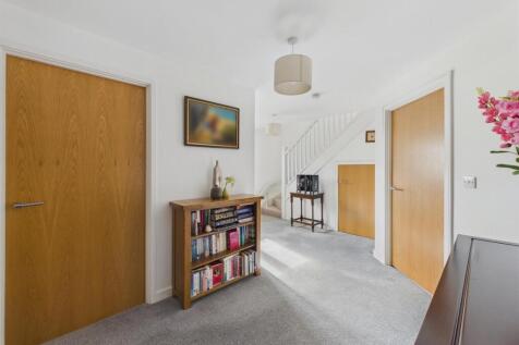 CAM03972G0-PR0499-STILL006.jpg