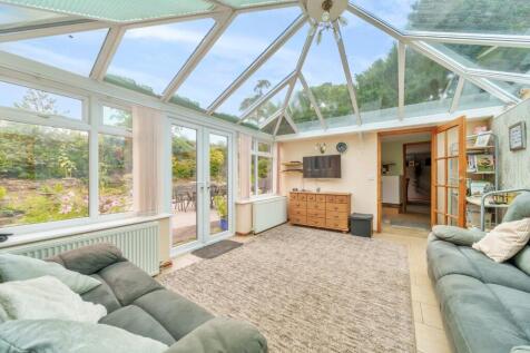 Annexe Sitting Room (Large).jpg