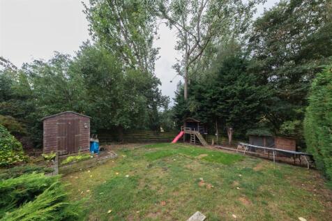 6 Warren Close-036.jpg