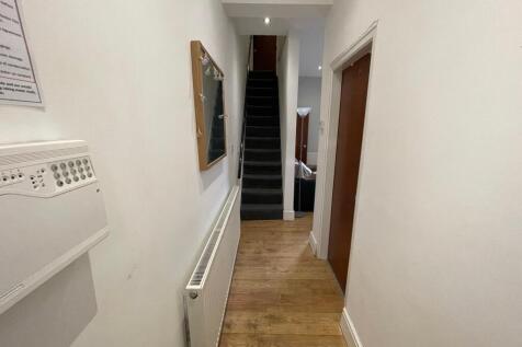 3 Bedroom House in M14 6PS