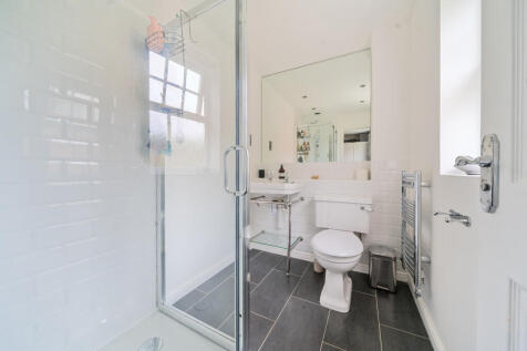 21-6819d5f4609f0-...