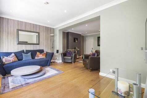 EXTENDED REAR RECEPTION (pic 2)