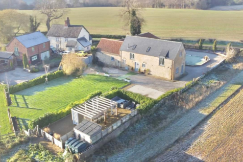 Batley Lane drone 1.png