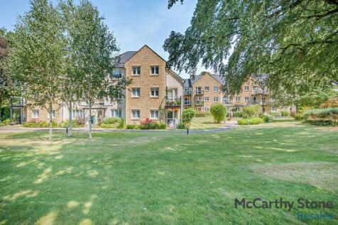 Holmcroft Court
