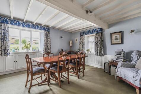 The Old House, Hannington