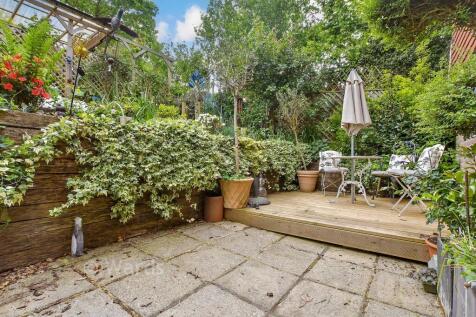 Patio / Decking