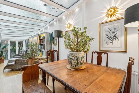 Chiswick High Road, W4 - FOR SALE