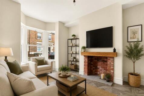 30 Penleys - Lounge (002).jpg