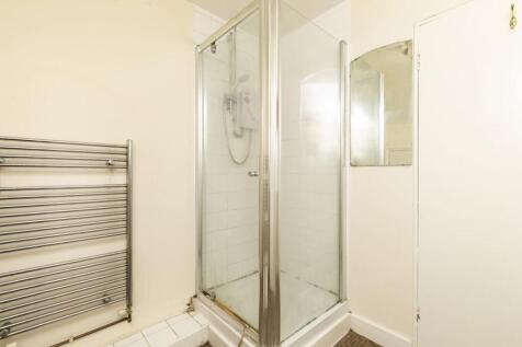 110 Ellesmere Road 22.jpg