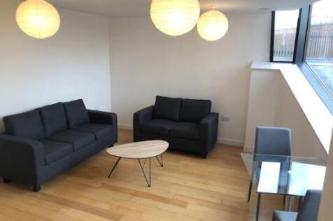 Leef are delighted to present this two bedroom apartment located in Manchester. It is located just a 10 minute walk from the nearest train station, and surrounded by shops, bars and other amenities. A