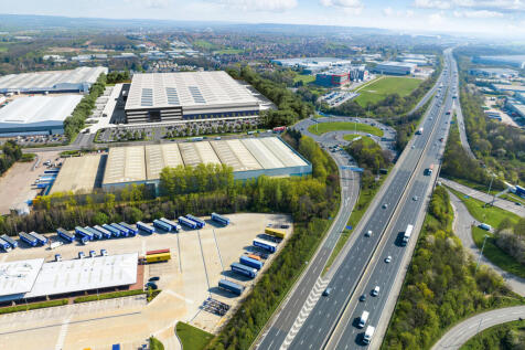 Light Industrial to rent in castleford